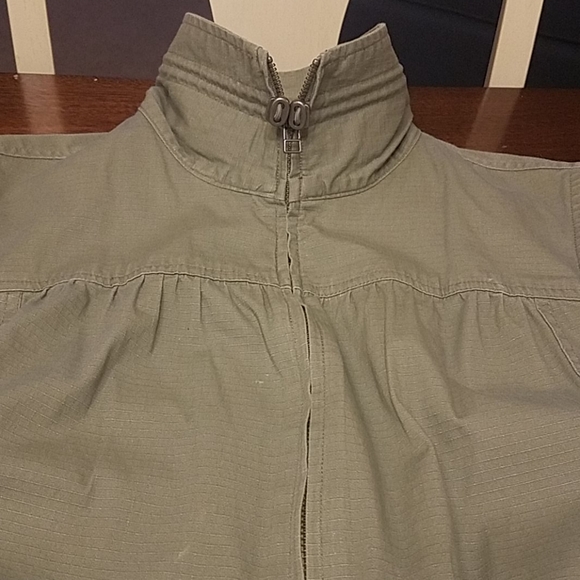 Adorable Army Green Vest - Picture 6 of 10